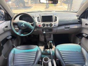 Foto 7 - Mitsubishi L200 Triton GL 3.2 Turbo Diesel 4x4