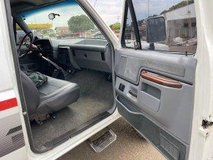 Foto 5 - Ford F1000 XLT Super Cab 4.9i Gasolina 4x2 C.E