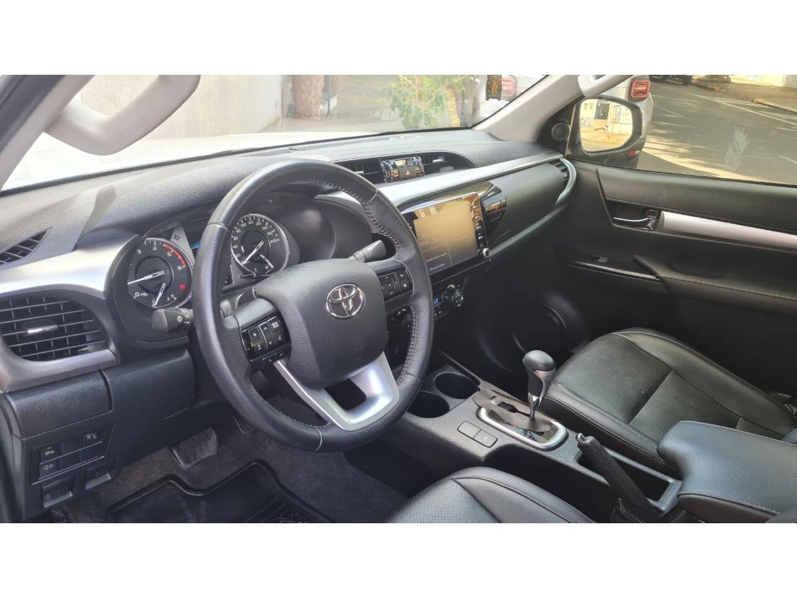 Foto 7 - Toyota Hilux SR 2.8 Turbo Diesel 4x4