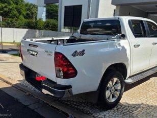 Foto 9 - Toyota Hilux SRV 2.7 Flex 4x4
