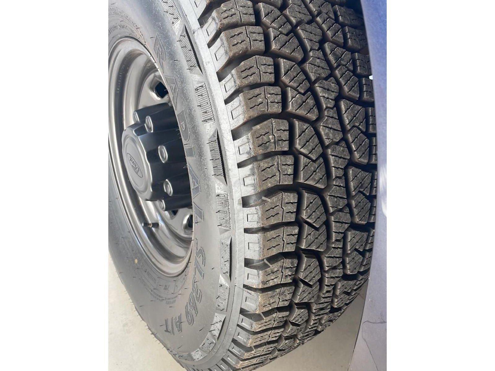 Foto 10 - Ford F250 XL 4.2 Turbo Diesel 4x2 C.S