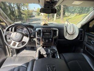 Foto 6 - RAM 2500 Laramie 6.7 Turbo Diesel 4x4