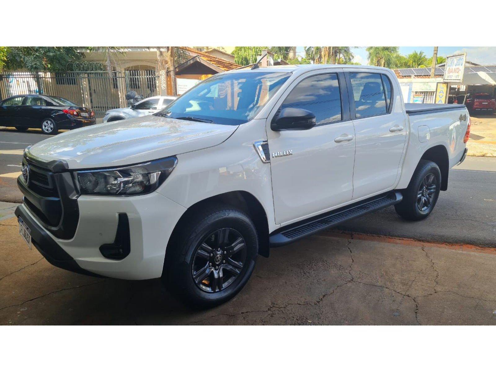 Foto 1 - Toyota Hilux SR 2.8 Turbo Diesel 4x4