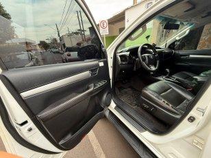 Foto 4 - Toyota Hilux SRV 2.8 Turbo Diesel 4x4