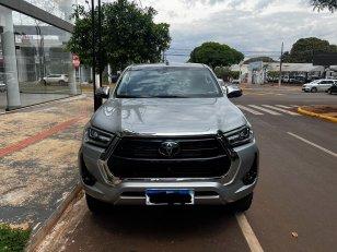Foto 2 - Toyota Hilux SRX 2.8 Turbo Diesel 4x4