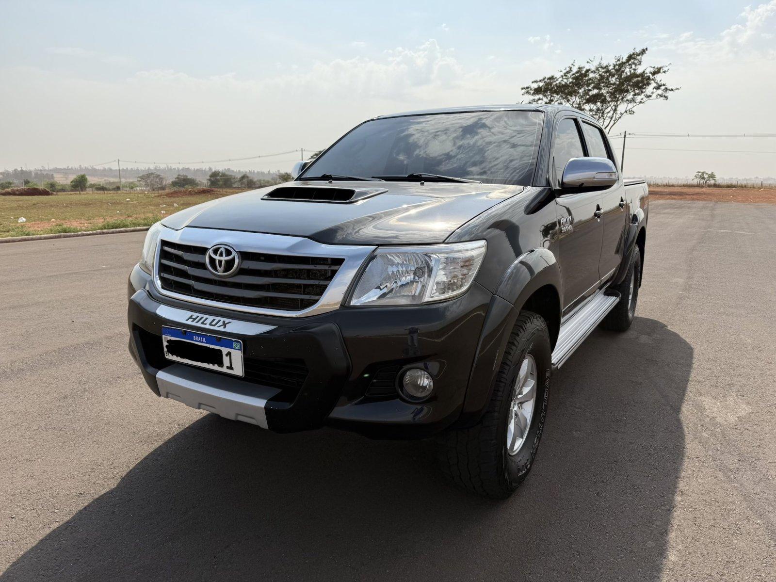 Foto 3 - Toyota Hilux SRV 3.0 Turbo Diesel 4x4