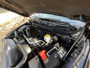 Foto 10 - RAM Classic Laramie Night Edition 5.7 V8 Gasolina 4x4