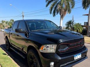 Foto 2 - RAM Classic Laramie Night Edition 5.7 V8 Gasolina 4x4