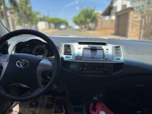 Foto 4 - Toyota Hilux SRV 3.0 Turbo Diesel 4x4