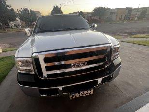 Foto 2 - Ford F250 XLT 4.2 Turbo Diesel 4x2 C.S