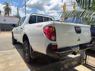 Foto 5 - Mitsubishi L200 Triton GL 3.2 Turbo Diesel 4x4