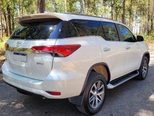 Foto 2 - Toyota Hilux SW4 SRX 2.8 Turbo Diesel 4x4