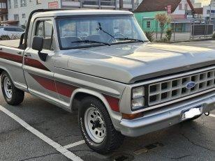 Foto 2 - Ford F1000 3.9 Diesel