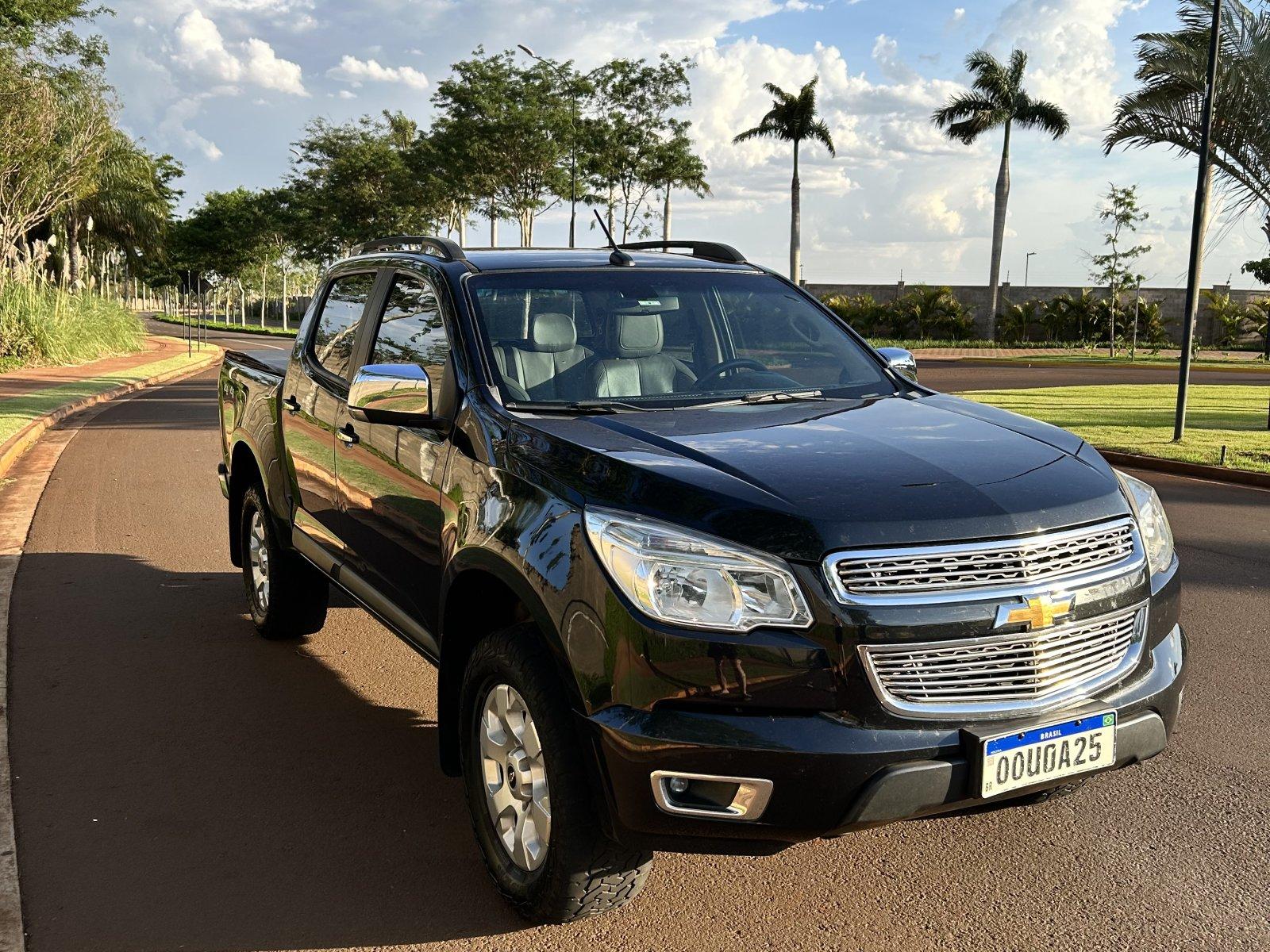 Foto 2 - Chevrolet S10 LTZ 2.8 Turbo Diesel 4x4