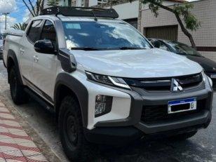 Foto 1 - Mitsubishi L200 Savana GLS 2.4 Turbo Diesel 4x4