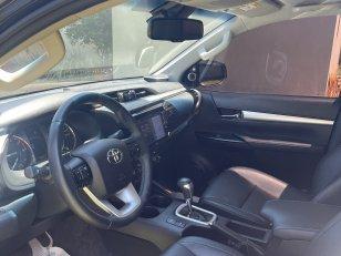 Foto 5 - Toyota Hilux SRX 2.8 Turbo Diesel 4x4