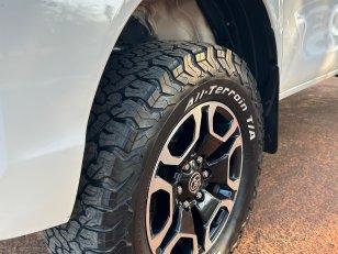 Foto 7 - Toyota Hilux SRV 2.8 Turbo Diesel 4x4