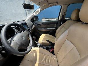 Foto 4 - Mitsubishi L200 Triton Sport GL 2.4 Turbo Diesel 4x4