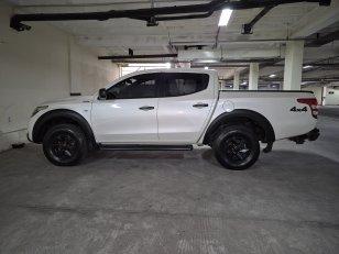 Foto 10 - Mitsubishi Triton GLS 2.4 Bi-Turbo Diesel 4x4