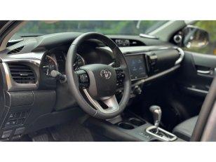 Foto 8 - Toyota Hilux SRX 2.8 Turbo Diesel 4x4