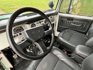 Foto 6 - Toyota Bandeirantes Pick-up C.D 4p.