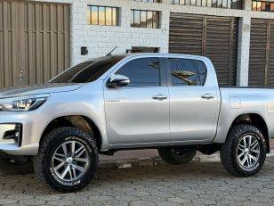 Foto 7 - Toyota Hilux SRX 2.8 Turbo Diesel 4x4