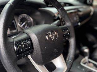Foto 7 - Toyota Hilux 2.8 Turbo Diesel 4x4 C.S