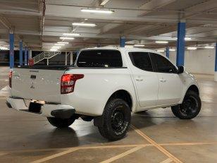 Foto 3 - Mitsubishi L200 Triton Sport GL 2.4 Turbo Diesel 4x4