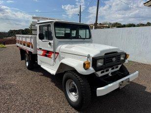 Foto 3 - Toyota Bandeirantes Pick-up C.D 4p.