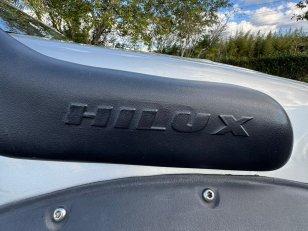 Foto 10 - Toyota Hilux STD 3.0 Turbo Diesel 4x4
