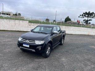 Foto 1 - Mitsubishi L200 Triton HPE 3.2 Turbo Diesel 4x4